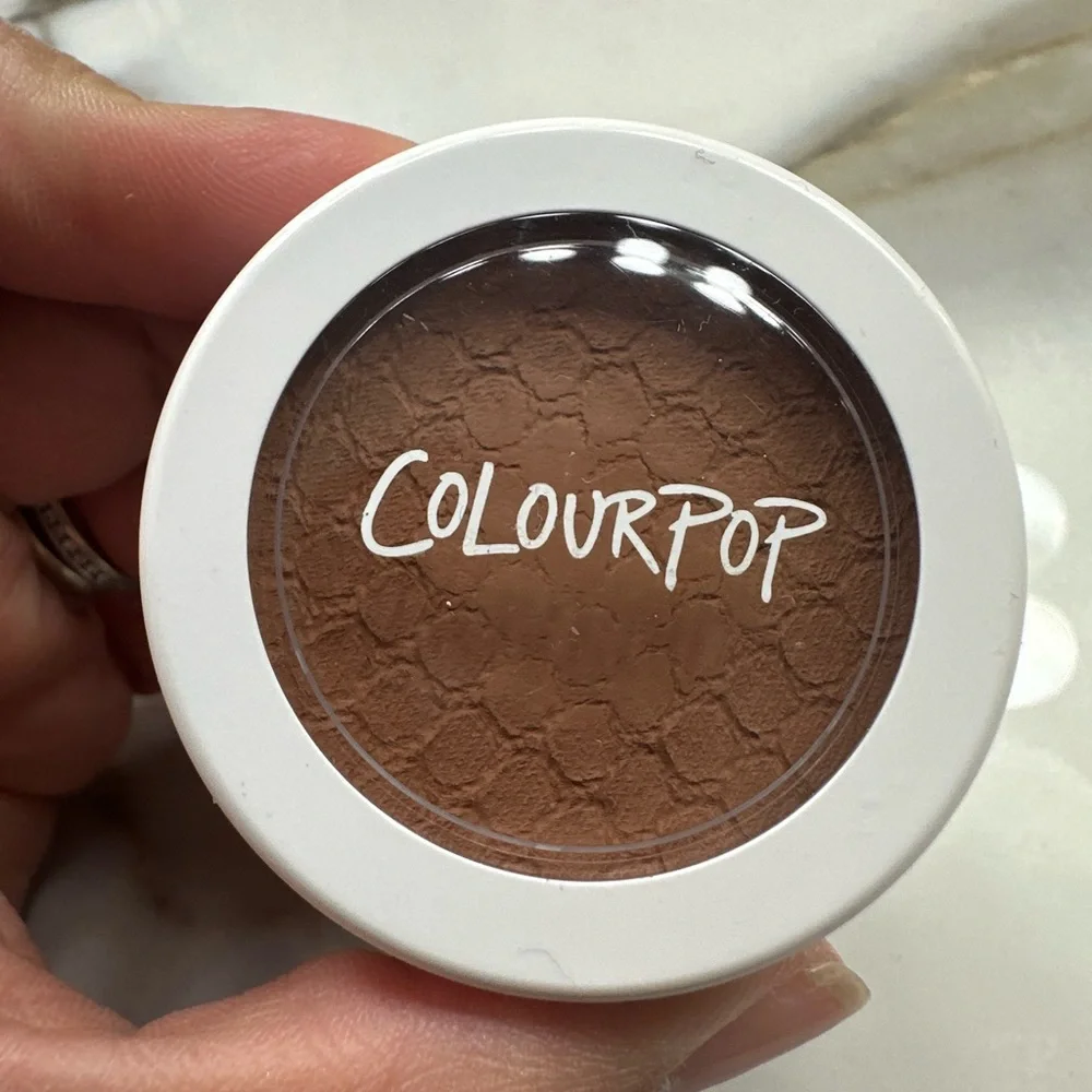 Colourpop achieve sun